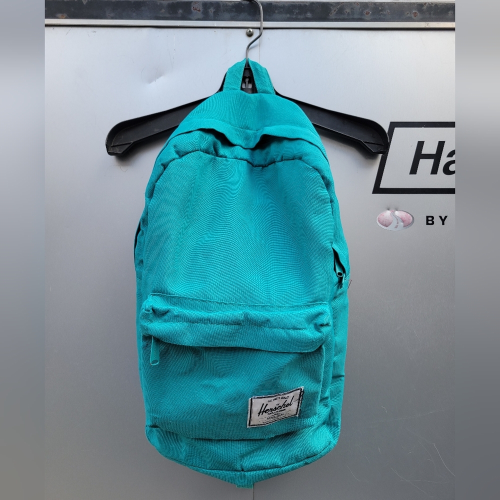 Herschel lined book bag / backpack in good condition.